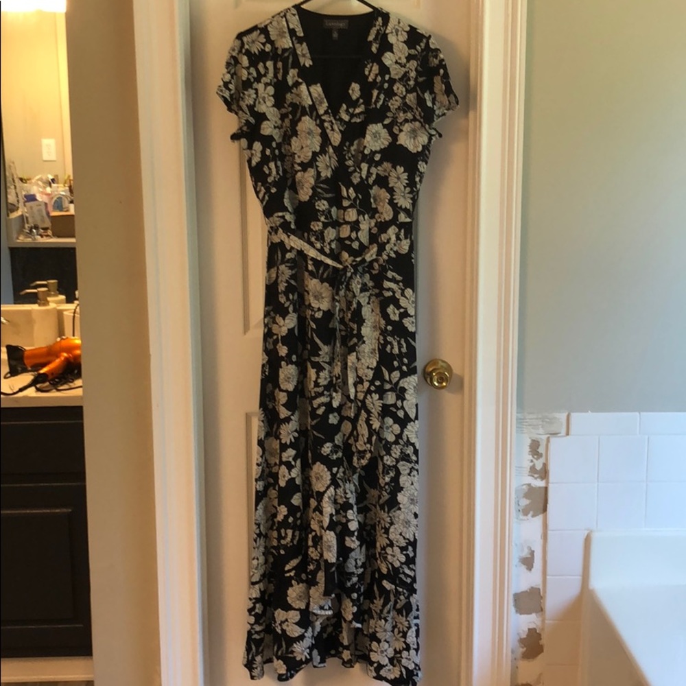 Black& white high low wrap dress